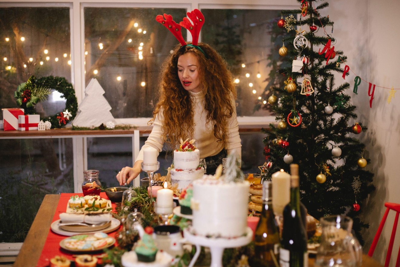 Brighten the Holidays with a Pink Christmas Tree